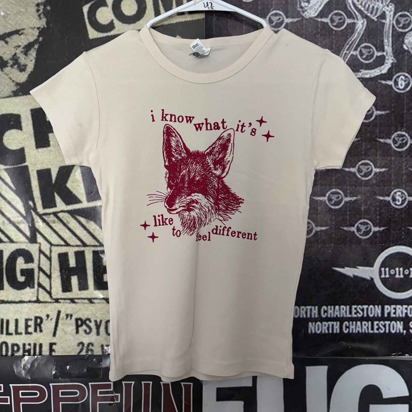 Fantastic fox cream/red babydoll tee