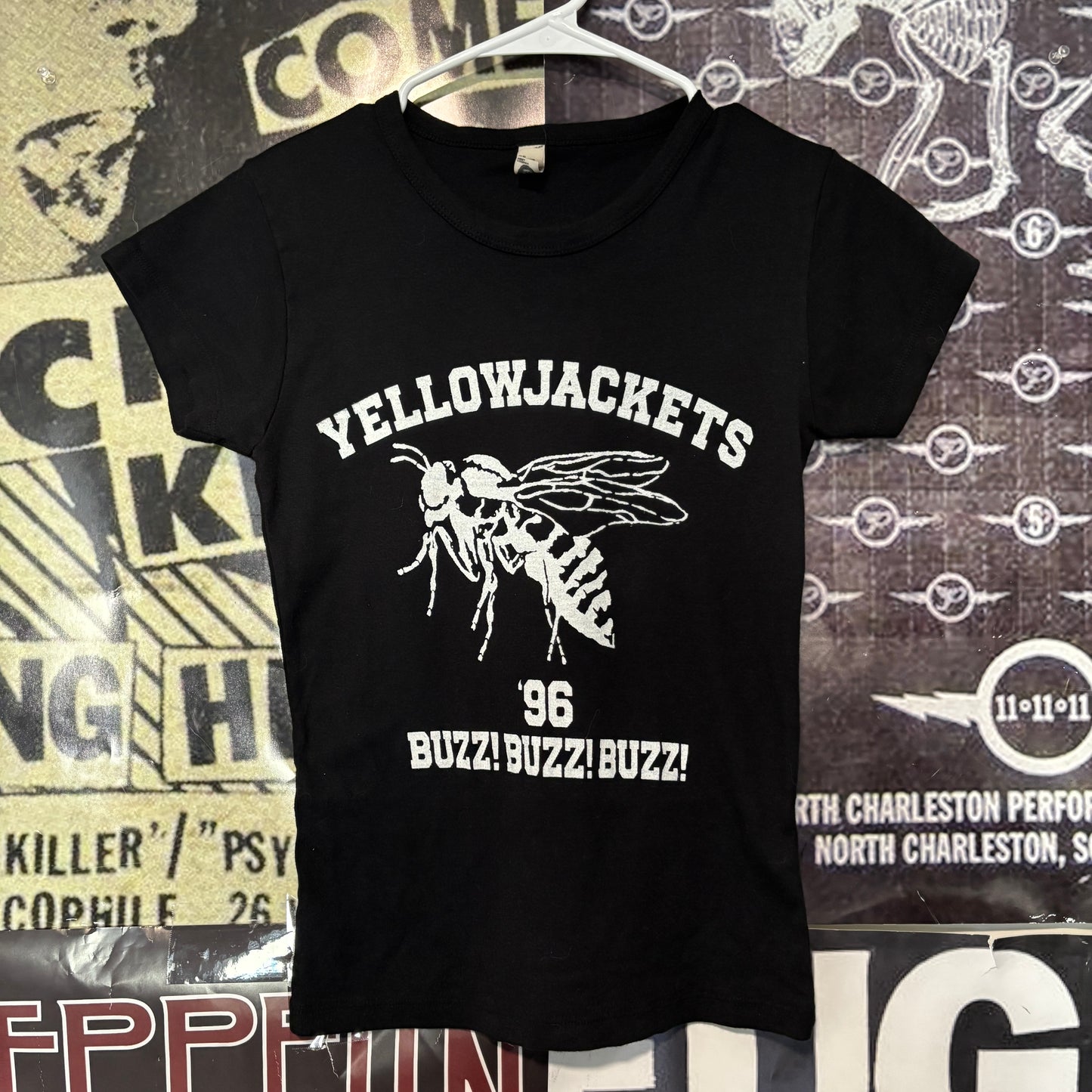 YELLOWJACKETS b&w babydoll tee