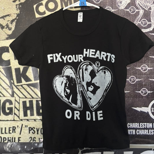 Twin peaks heart black long baby tee
