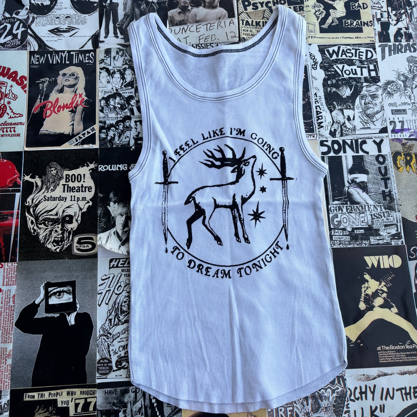 Twin peaks white ribbed tank SM/MED
