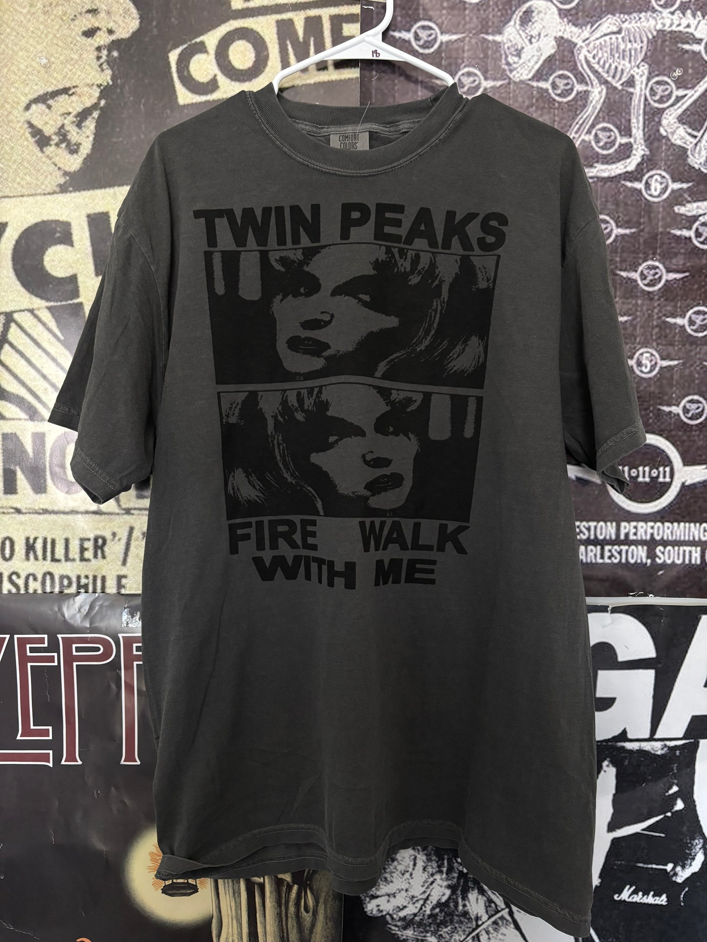 Twin peaks poster grey full size unisex tee