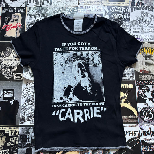 Carrie black/white baby tee