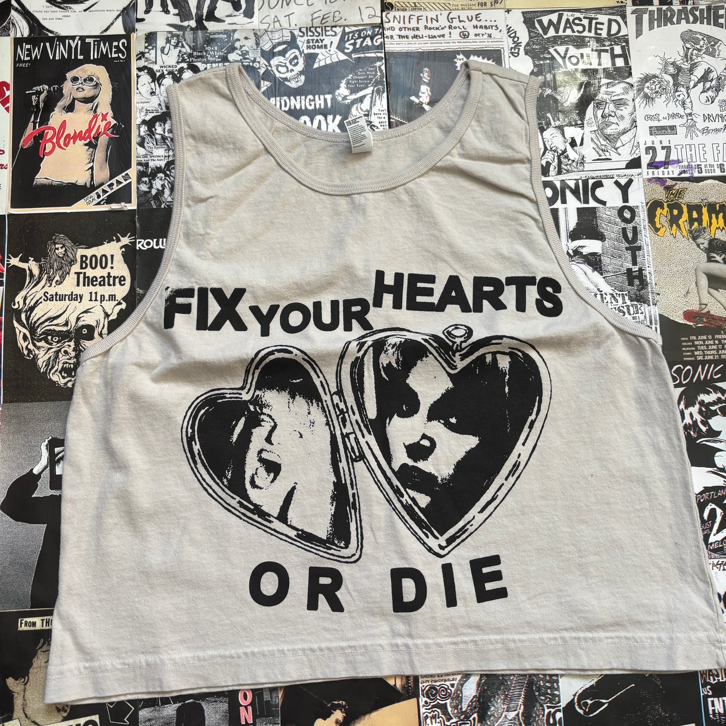 Twin peaks cream muscle tank SM/MED