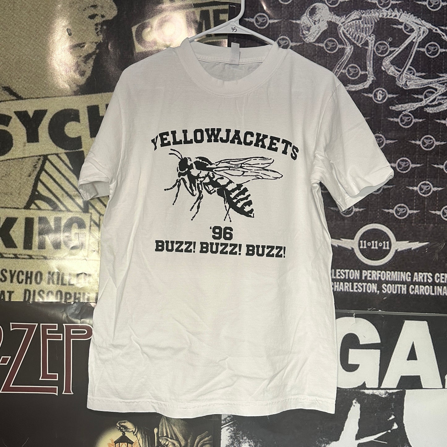 YELLOWJACKETS white full size tee