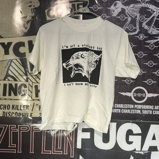 VIOLENT DOG cream boxy tee